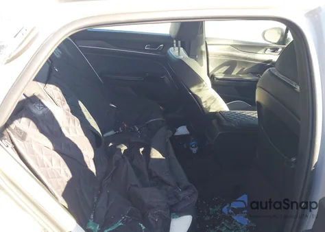 2025 Kia K5 Gt-Line z USA, uszkodzony, nr VIN KNAG64J7XS5285017